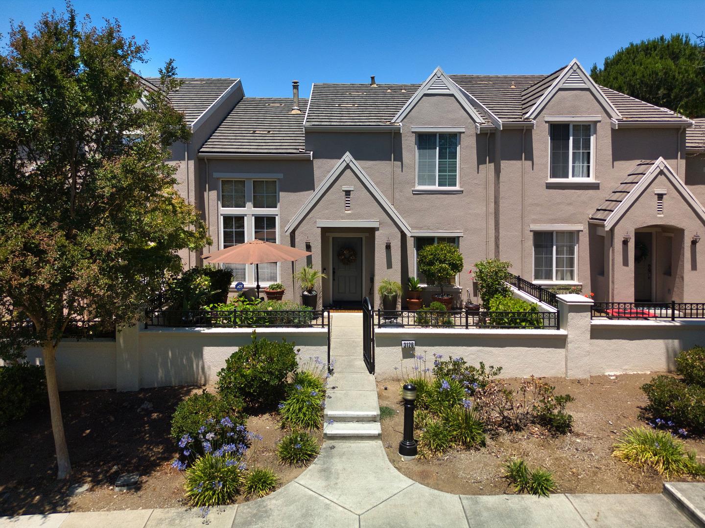 Detail Gallery Image 42 of 51 For 3126 Moncontour Ct, San Jose,  CA 95135 - 3 Beds | 2/1 Baths