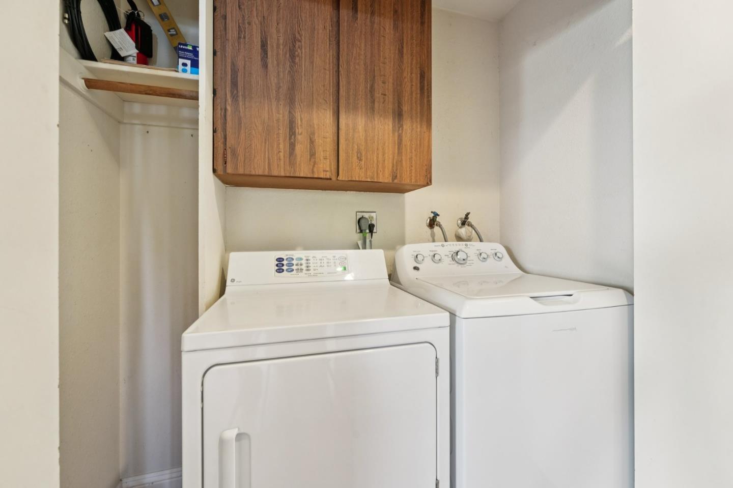 Detail Gallery Image 21 of 28 For 1734 W El Camino Real #1,  Mountain View,  CA 94040 - 2 Beds | 1/1 Baths