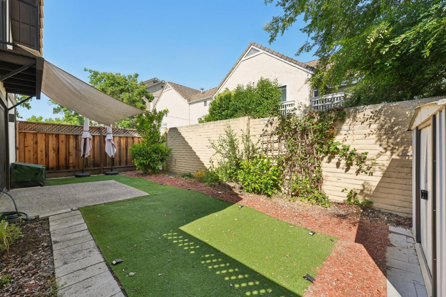 Detail Gallery Image 24 of 28 For 1734 W El Camino Real #1,  Mountain View,  CA 94040 - 2 Beds | 1/1 Baths
