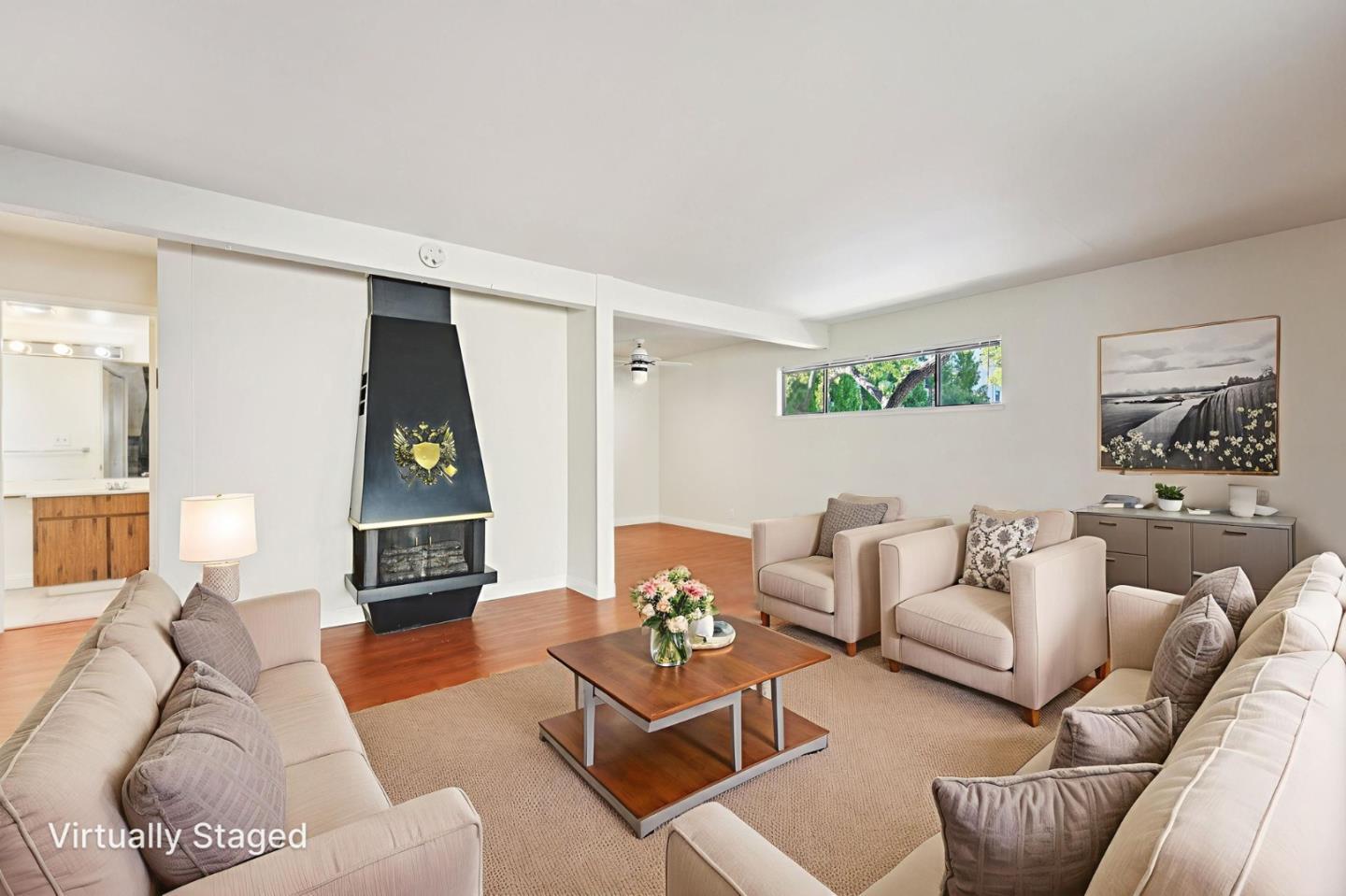 Detail Gallery Image 4 of 28 For 1734 W El Camino Real #1,  Mountain View,  CA 94040 - 2 Beds | 1/1 Baths