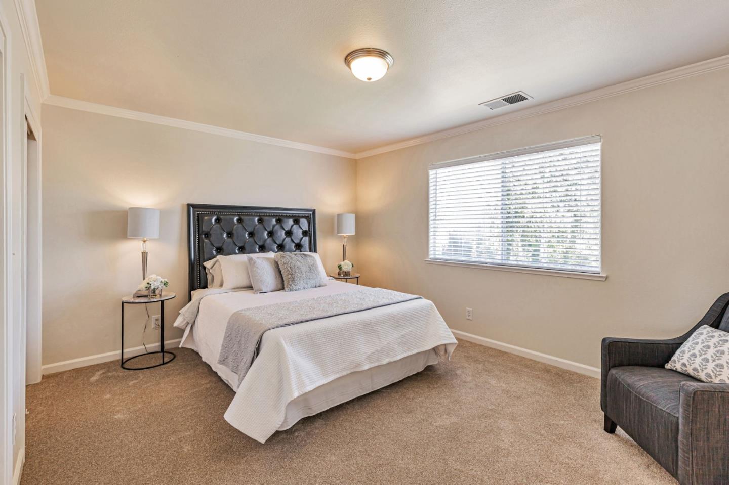 Detail Gallery Image 15 of 33 For 780 Alissa Ct, Hollister,  CA 95023 - 3 Beds | 2/1 Baths
