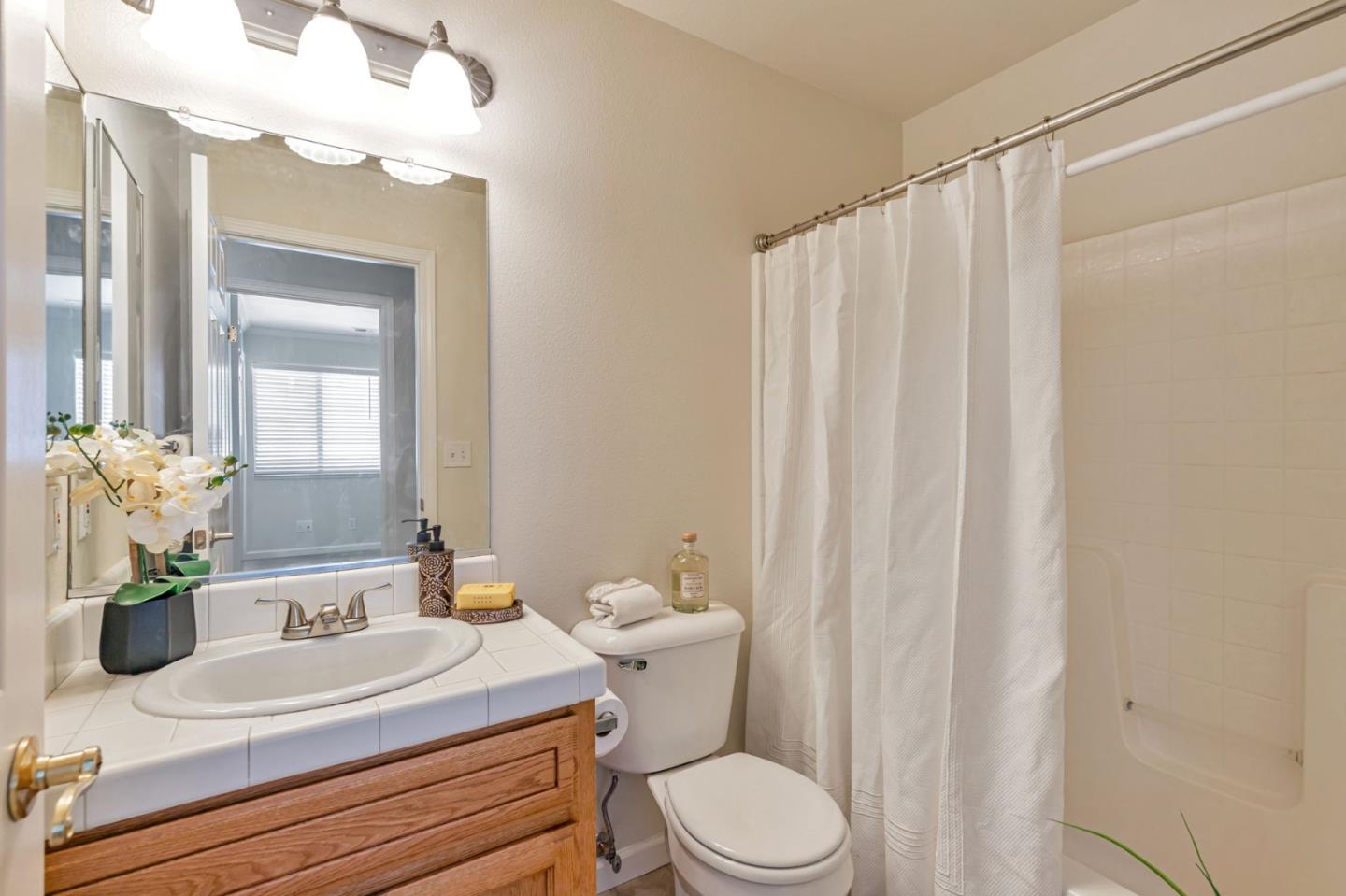 Detail Gallery Image 24 of 33 For 780 Alissa Ct, Hollister,  CA 95023 - 3 Beds | 2/1 Baths
