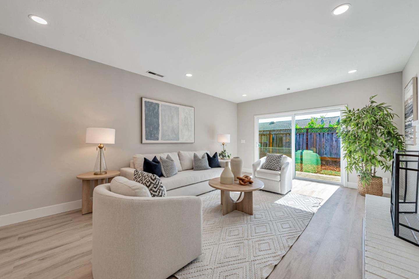 Detail Gallery Image 10 of 42 For 6283 Vegas Dr, San Jose,  CA 95120 - 4 Beds | 2 Baths