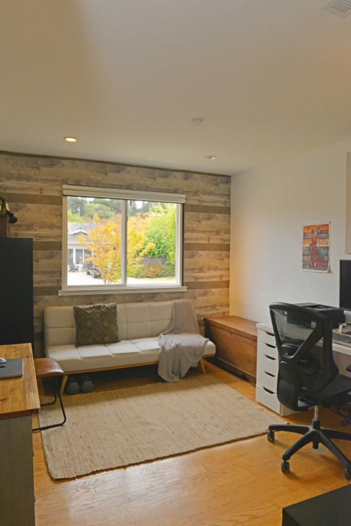 Detail Gallery Image 12 of 14 For 3308 Sycamore Pl, Carmel,  CA 93923 - 3 Beds | 2 Baths