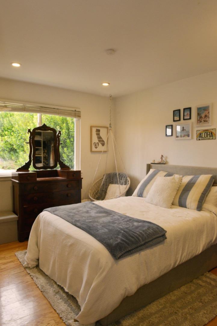 Detail Gallery Image 13 of 14 For 3308 Sycamore Pl, Carmel,  CA 93923 - 3 Beds | 2 Baths