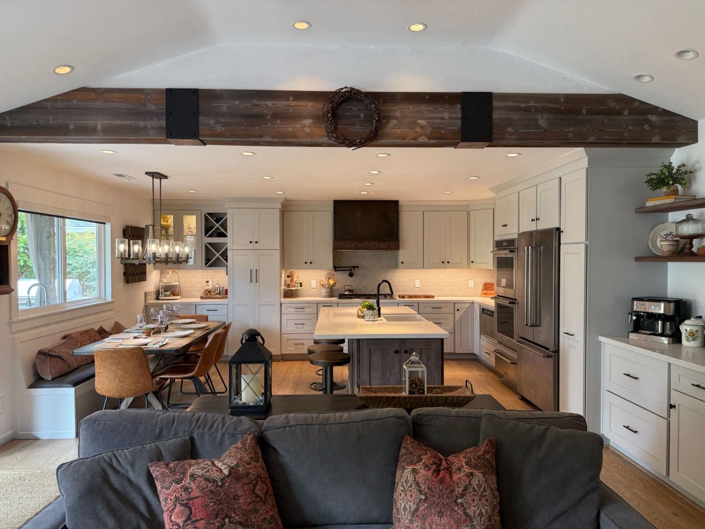 Detail Gallery Image 6 of 14 For 3308 Sycamore Pl, Carmel,  CA 93923 - 3 Beds | 2 Baths