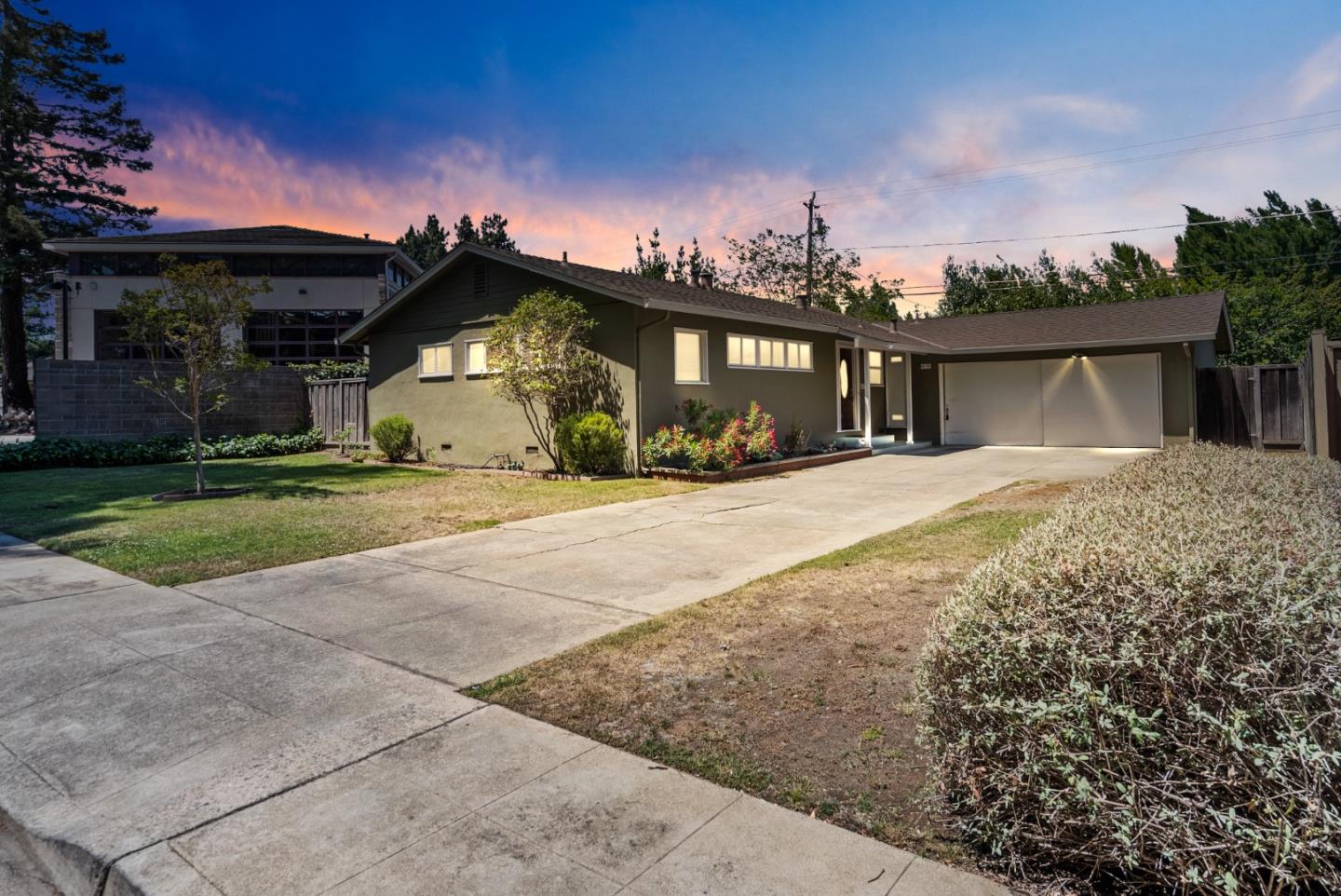 Detail Gallery Image 13 of 24 For 1638 Tyler Park Way, Mountain View,  CA 94040 - 3 Beds | 2 Baths