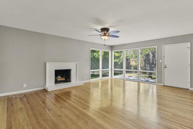Detail Gallery Image 18 of 24 For 1638 Tyler Park Way, Mountain View,  CA 94040 - 3 Beds | 2 Baths