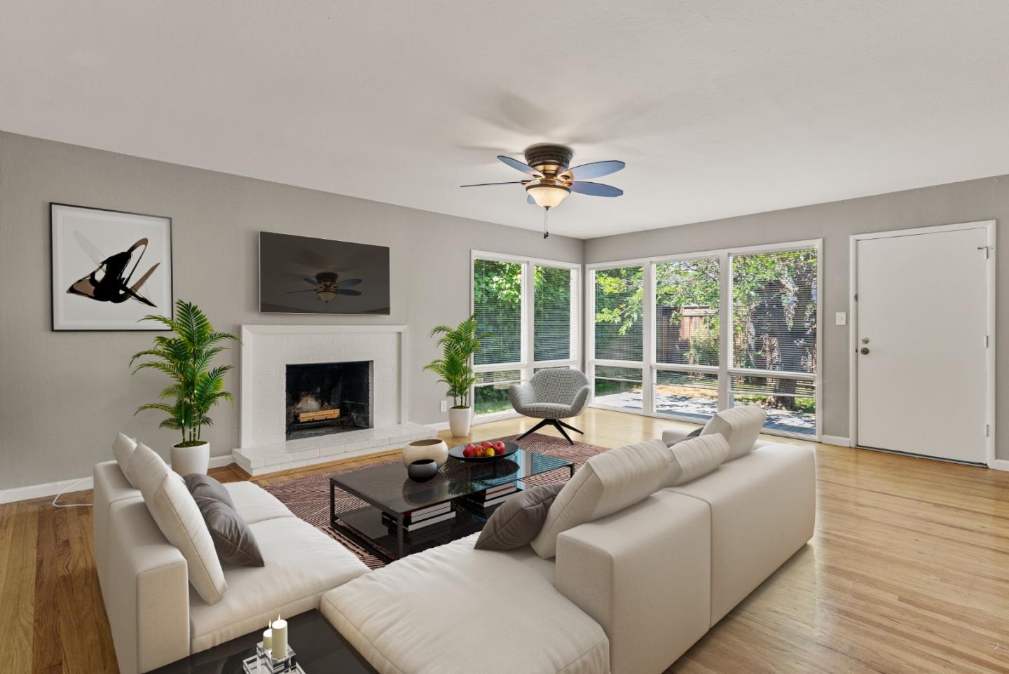 Detail Gallery Image 2 of 24 For 1638 Tyler Park Way, Mountain View,  CA 94040 - 3 Beds | 2 Baths