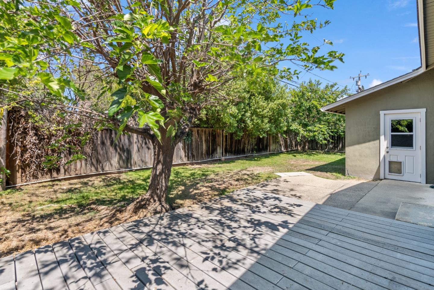 Detail Gallery Image 21 of 24 For 1638 Tyler Park Way, Mountain View,  CA 94040 - 3 Beds | 2 Baths
