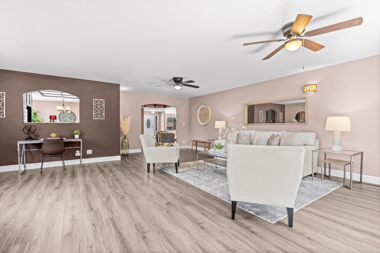 Detail Gallery Image 22 of 41 For 1031 Trinity Dr, Hollister,  CA 95023 - 3 Beds | 2 Baths