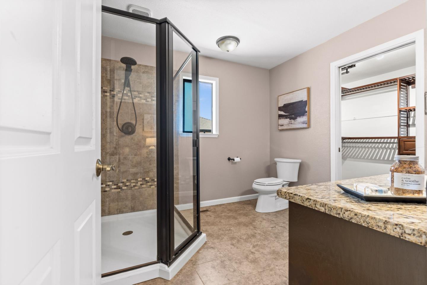 Detail Gallery Image 30 of 41 For 1031 Trinity Dr, Hollister,  CA 95023 - 3 Beds | 2 Baths
