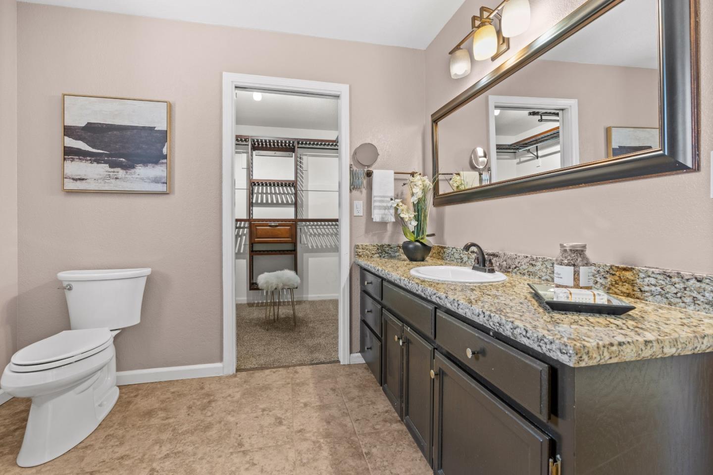 Detail Gallery Image 31 of 41 For 1031 Trinity Dr, Hollister,  CA 95023 - 3 Beds | 2 Baths