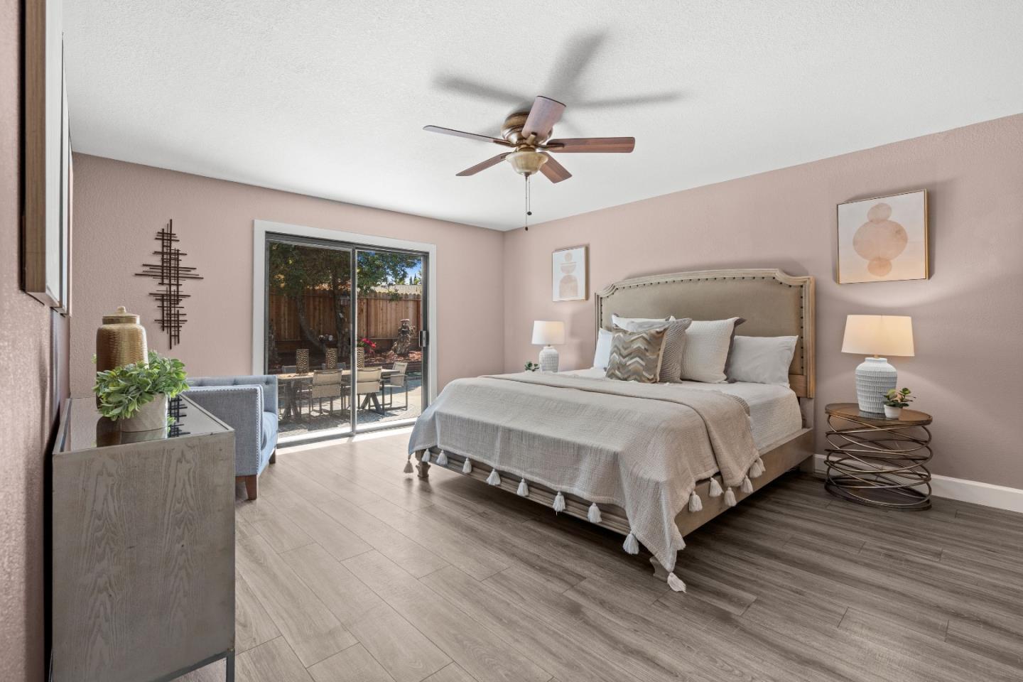 Detail Gallery Image 33 of 41 For 1031 Trinity Dr, Hollister,  CA 95023 - 3 Beds | 2 Baths