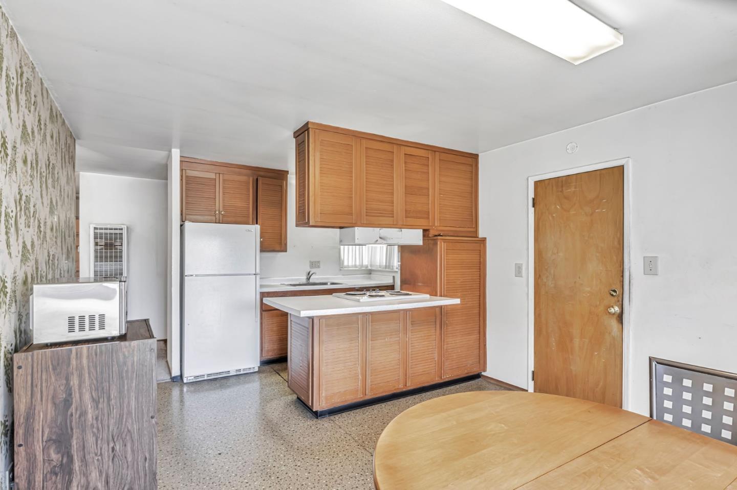Detail Gallery Image 16 of 41 For 6030 Madelaine Dr, Newark,  CA 94560 - 3 Beds | 2 Baths