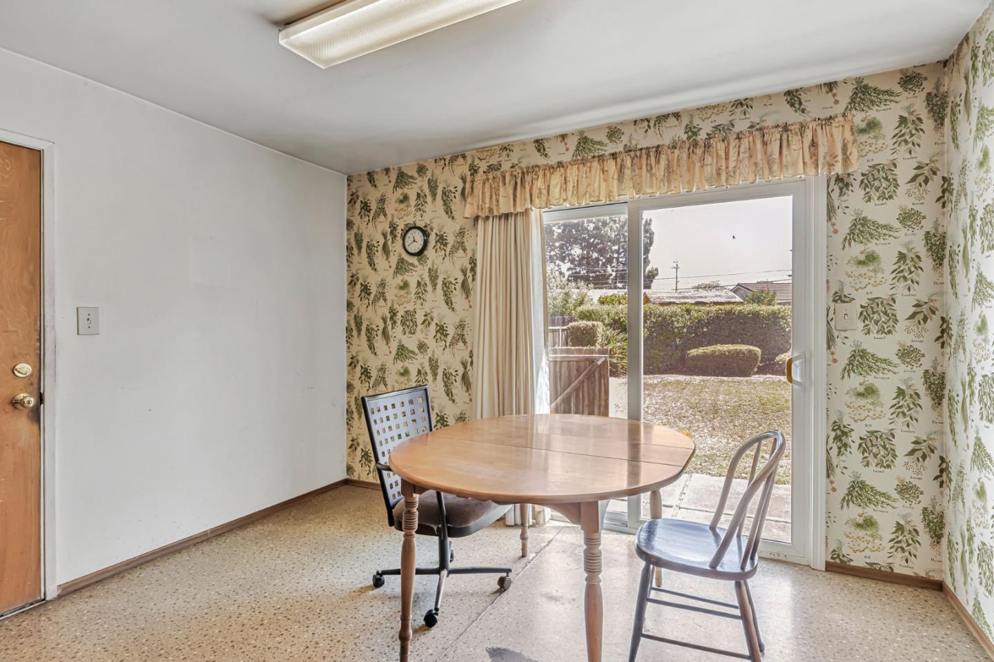 Detail Gallery Image 17 of 41 For 6030 Madelaine Dr, Newark,  CA 94560 - 3 Beds | 2 Baths
