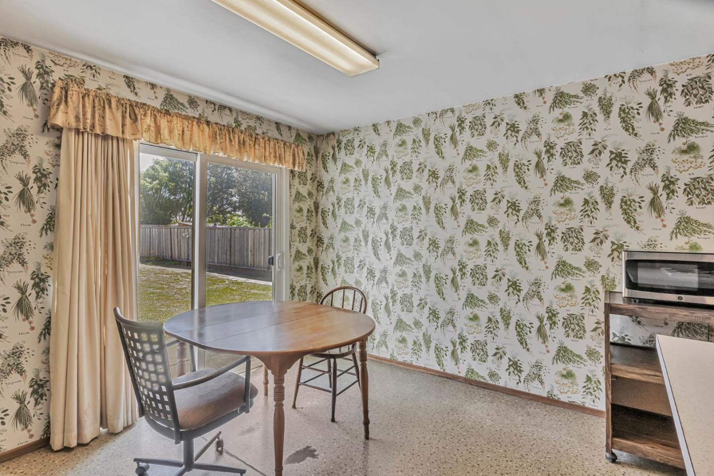 Detail Gallery Image 18 of 41 For 6030 Madelaine Dr, Newark,  CA 94560 - 3 Beds | 2 Baths