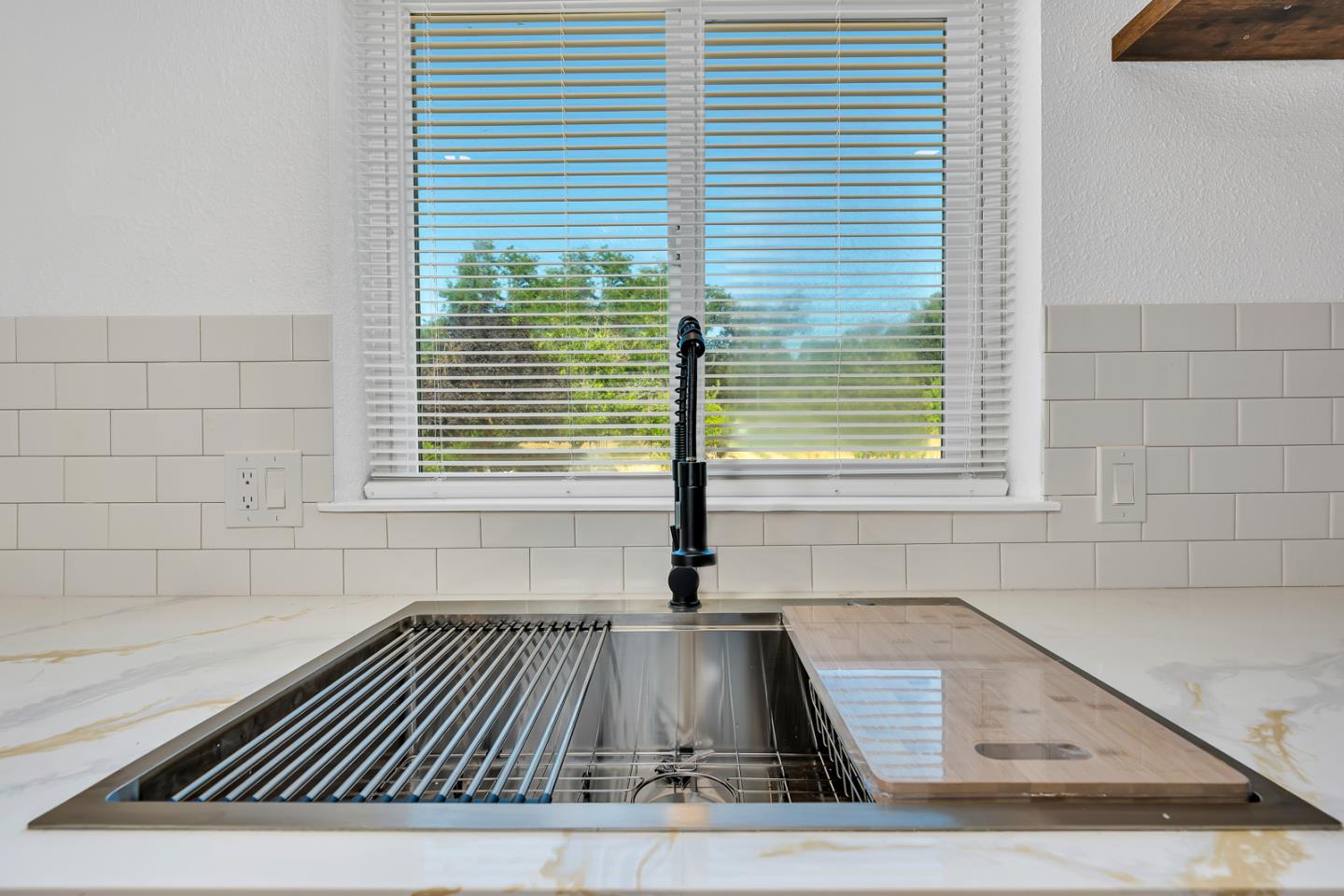 Detail Gallery Image 19 of 35 For 4028 Dawn Rd, Mariposa,  CA 95338 - 3 Beds | 2 Baths
