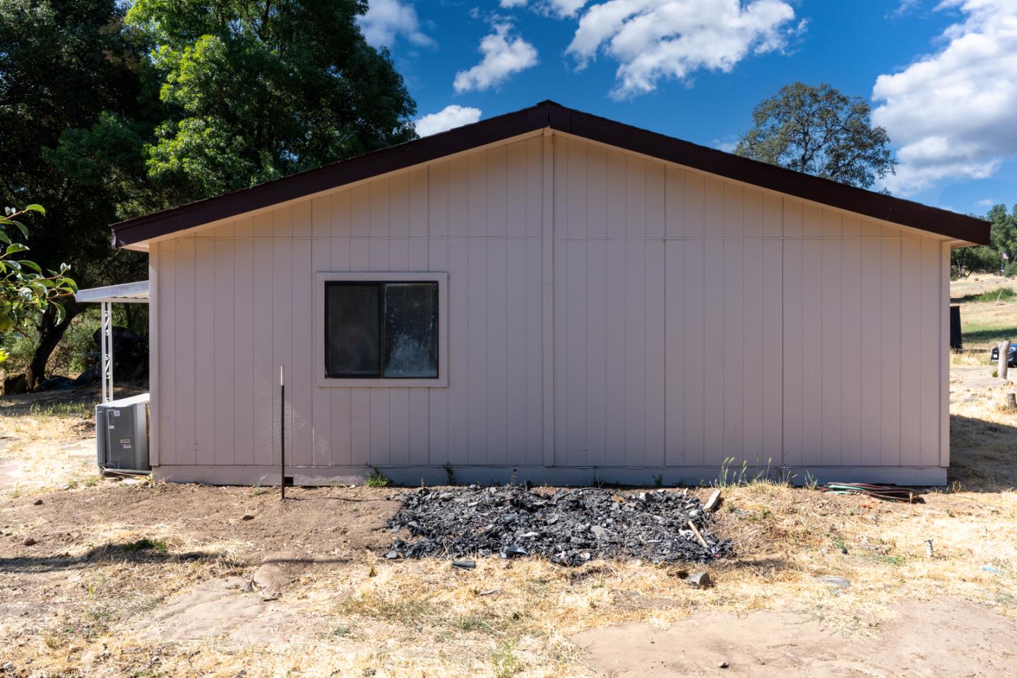 Detail Gallery Image 2 of 35 For 4028 Dawn Rd, Mariposa,  CA 95338 - 3 Beds | 2 Baths