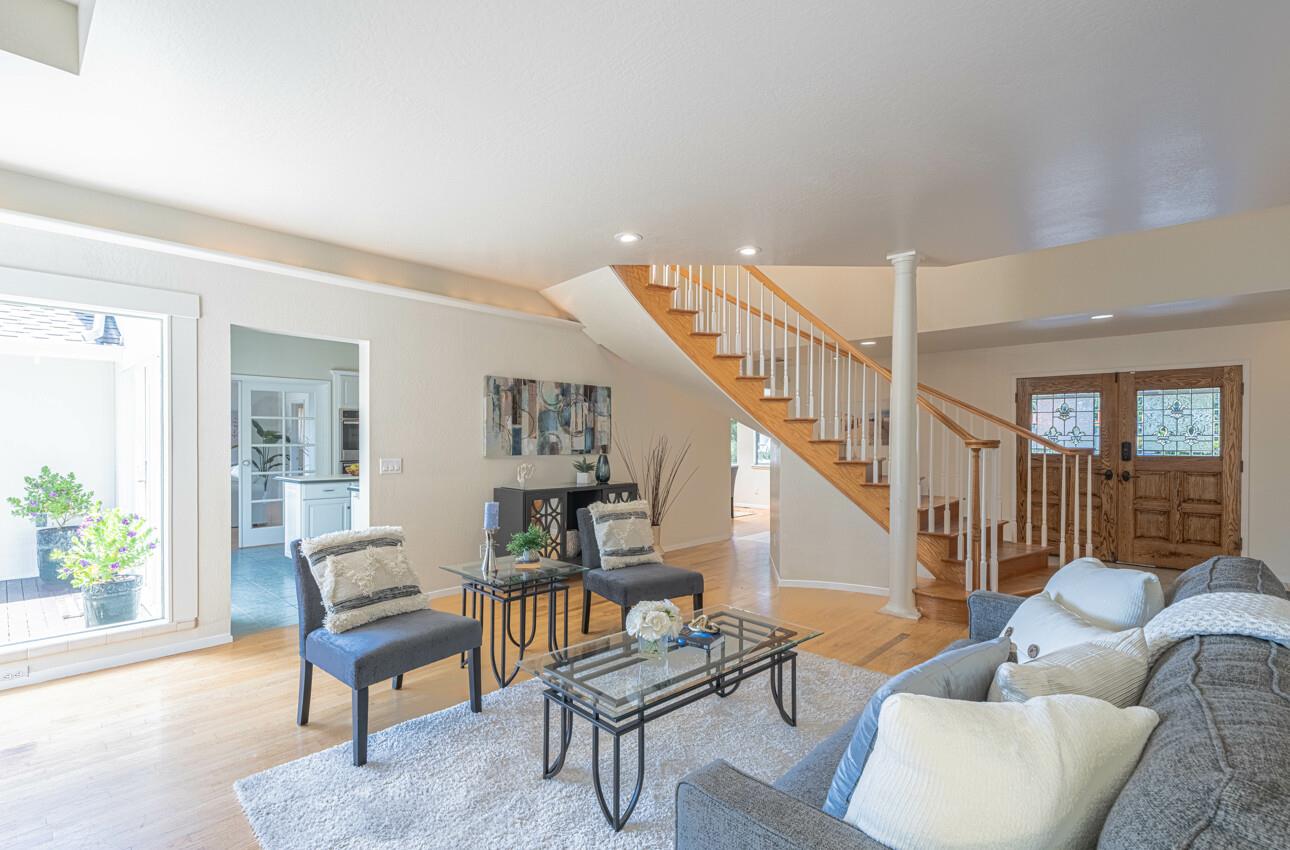 Detail Gallery Image 10 of 53 For 175 Tamarack Dr, Aptos,  CA 95003 - 3 Beds | 3 Baths