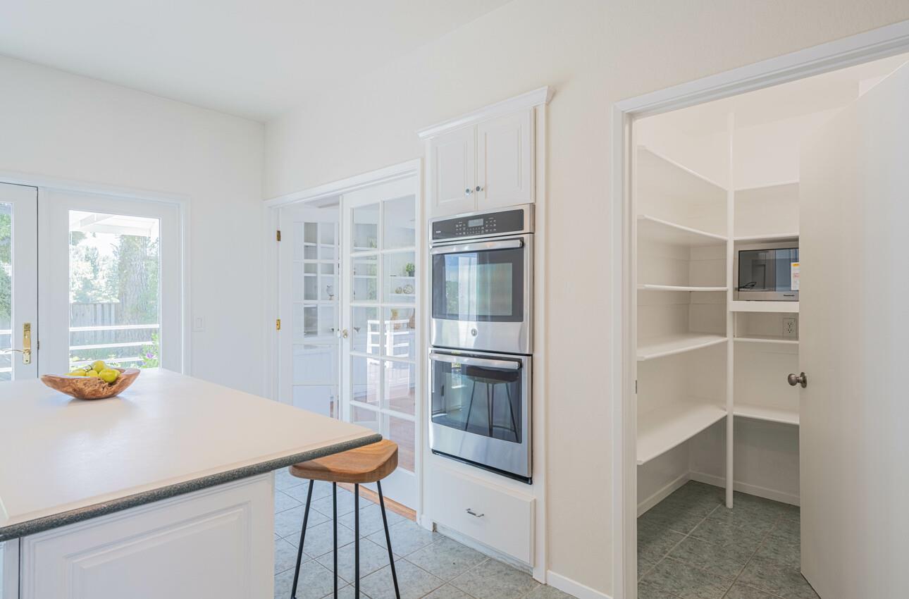 Detail Gallery Image 16 of 53 For 175 Tamarack Dr, Aptos,  CA 95003 - 3 Beds | 3 Baths