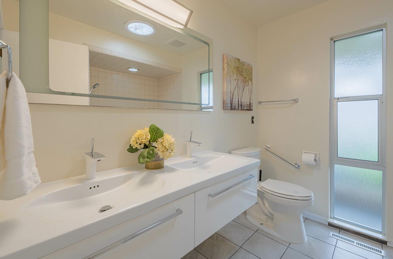 Detail Gallery Image 32 of 53 For 175 Tamarack Dr, Aptos,  CA 95003 - 3 Beds | 3 Baths