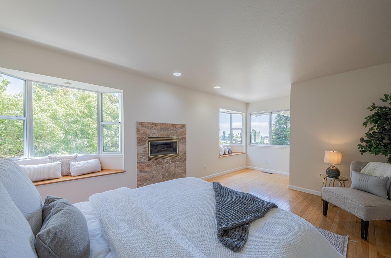 Detail Gallery Image 38 of 53 For 175 Tamarack Dr, Aptos,  CA 95003 - 3 Beds | 3 Baths