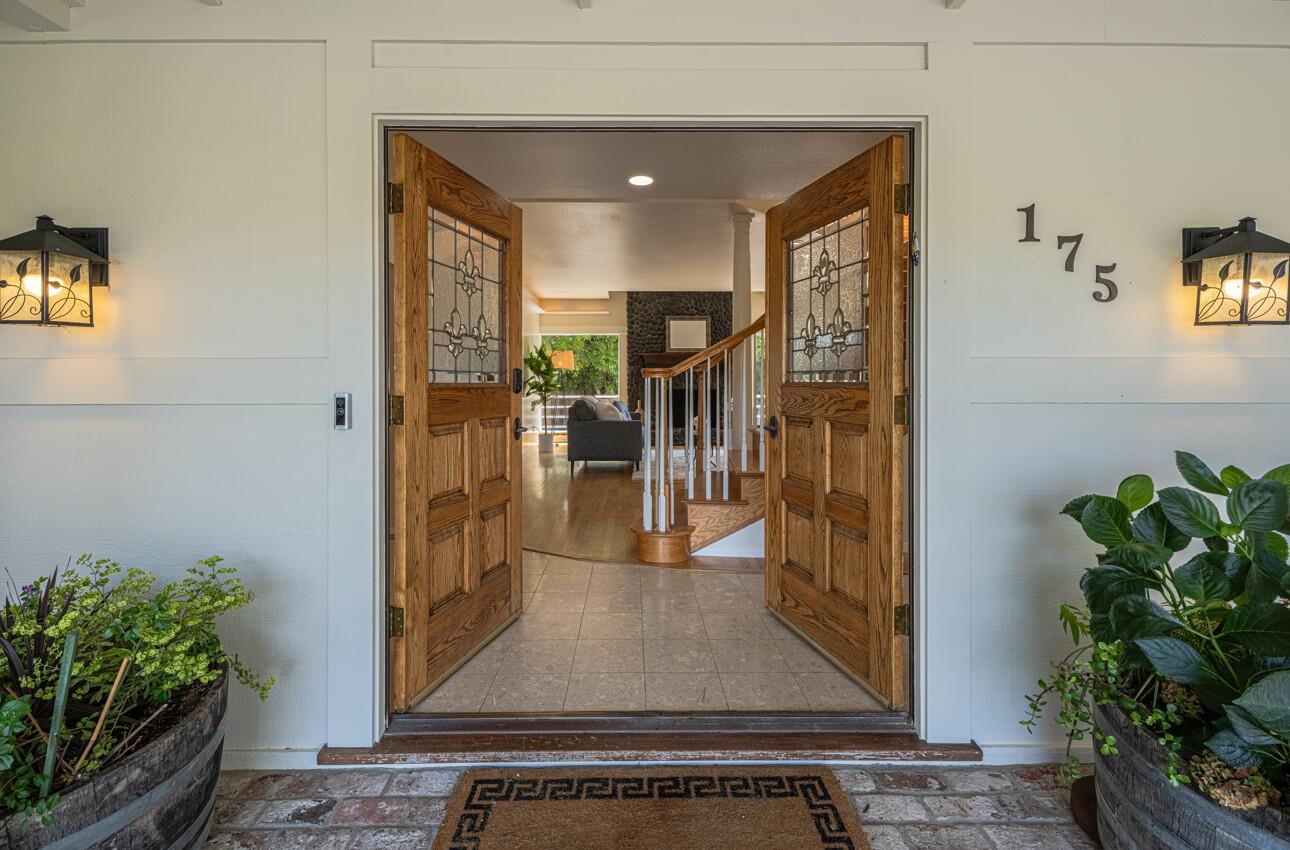 Detail Gallery Image 6 of 53 For 175 Tamarack Dr, Aptos,  CA 95003 - 3 Beds | 3 Baths