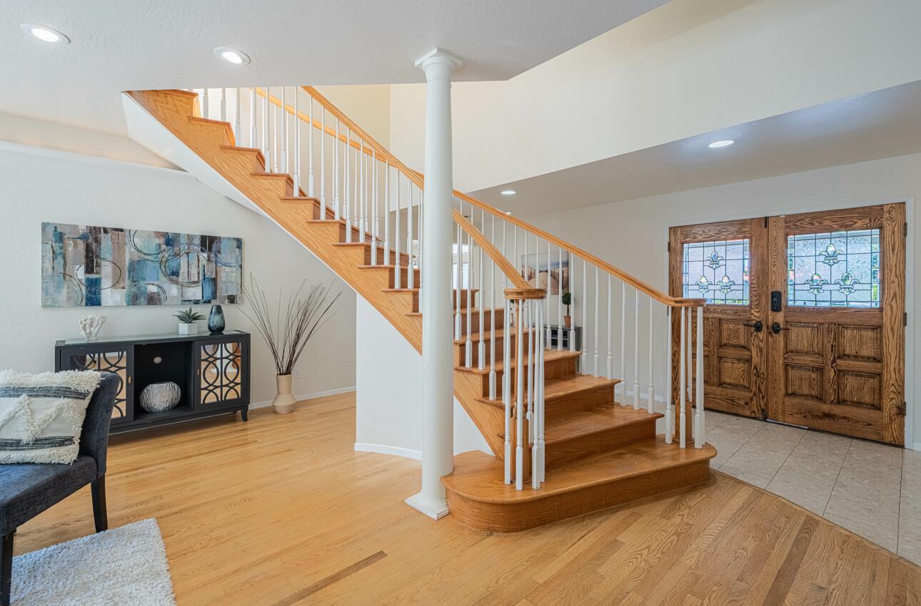 Detail Gallery Image 9 of 53 For 175 Tamarack Dr, Aptos,  CA 95003 - 3 Beds | 3 Baths