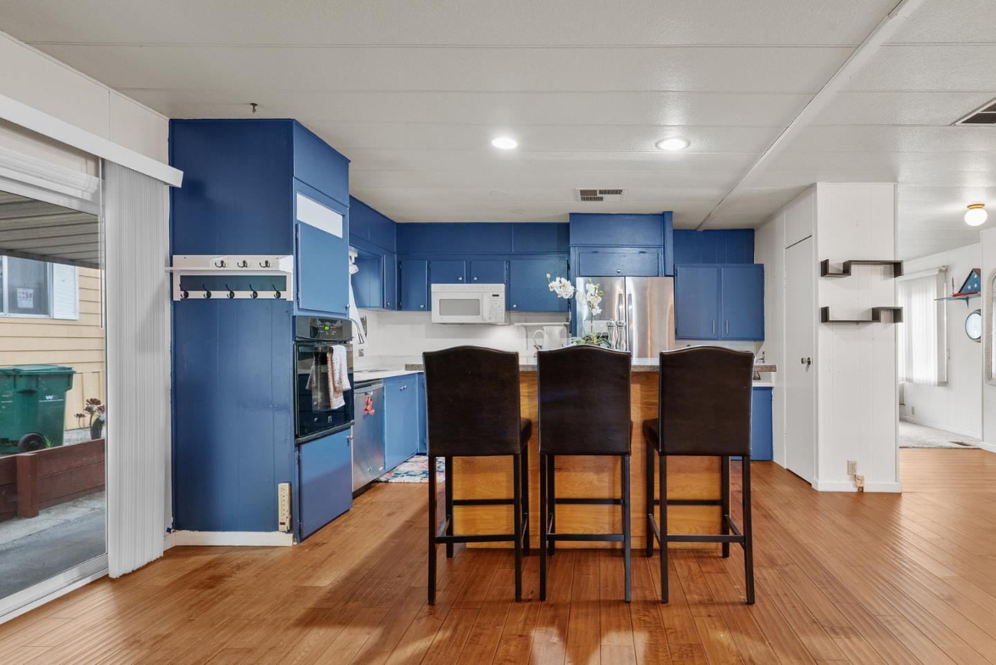 Detail Gallery Image 4 of 38 For 444 Whispering Pines #107,  Scotts Valley,  CA 95066 - 2 Beds | 2 Baths