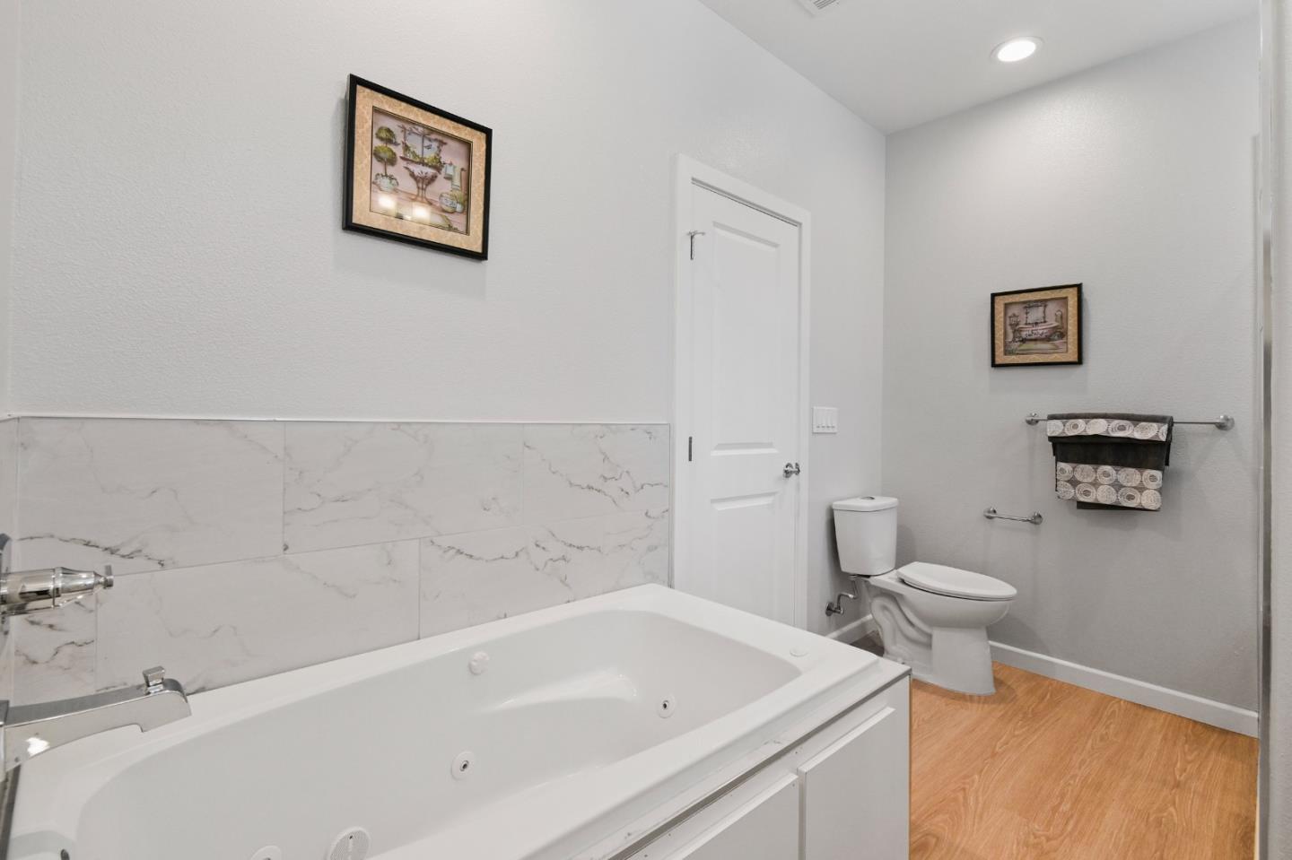 Detail Gallery Image 25 of 34 For 6245 Thornton Ave, Newark,  CA 94560 - 3 Beds | 3 Baths