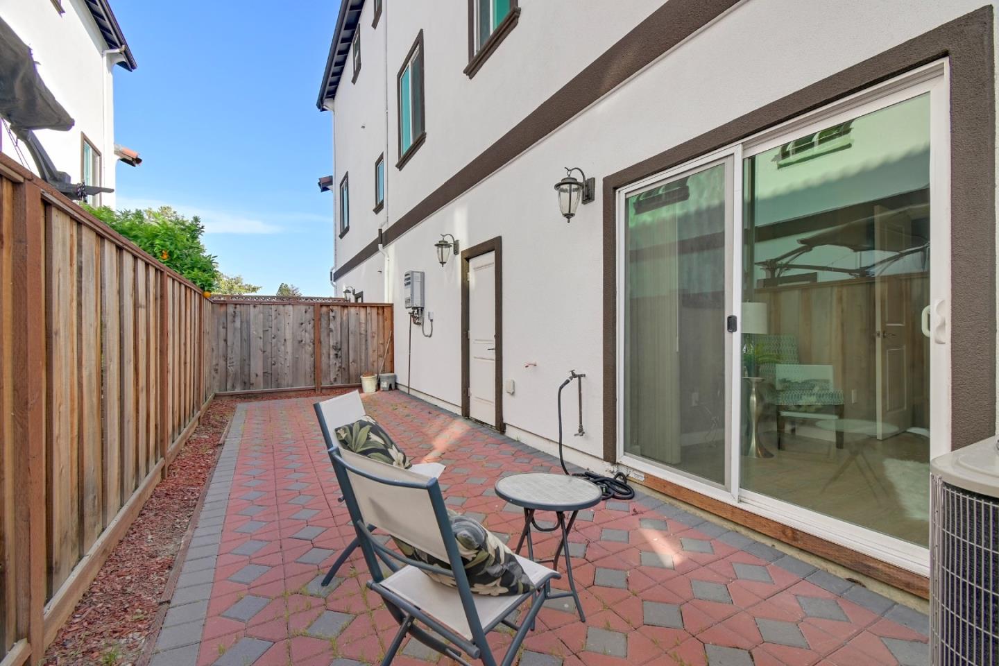 Detail Gallery Image 27 of 34 For 6245 Thornton Ave, Newark,  CA 94560 - 3 Beds | 3 Baths