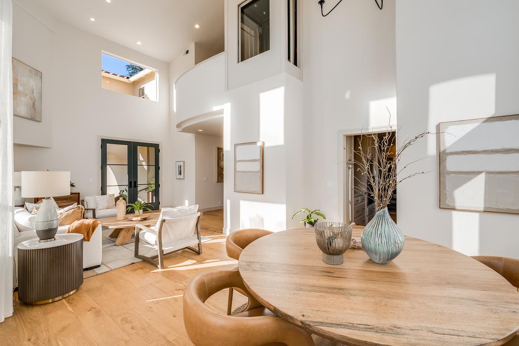 Detail Gallery Image 13 of 70 For 102 Livermore Ave, Capitola,  CA 95010 - 5 Beds | 4 Baths