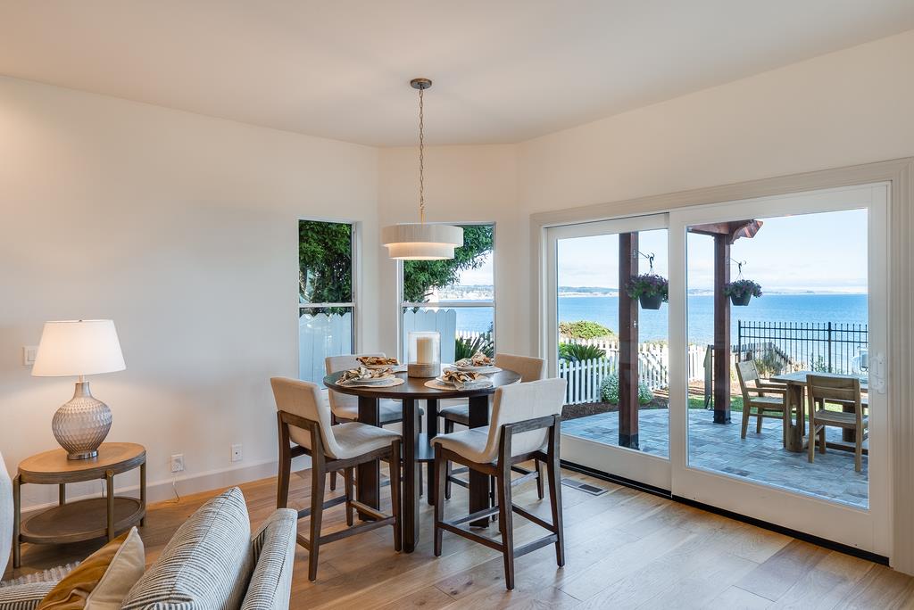 Detail Gallery Image 21 of 70 For 102 Livermore Ave, Capitola,  CA 95010 - 5 Beds | 4 Baths