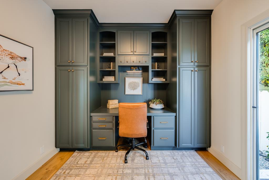 Detail Gallery Image 36 of 70 For 102 Livermore Ave, Capitola,  CA 95010 - 5 Beds | 4 Baths