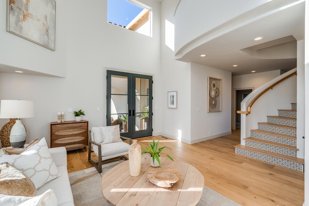 Detail Gallery Image 38 of 70 For 102 Livermore Ave, Capitola,  CA 95010 - 5 Beds | 4 Baths