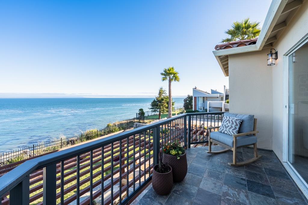 Detail Gallery Image 45 of 70 For 102 Livermore Ave, Capitola,  CA 95010 - 5 Beds | 4 Baths