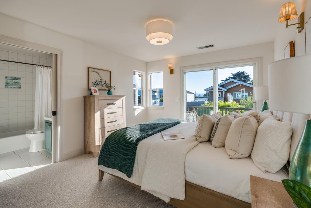 Detail Gallery Image 62 of 70 For 102 Livermore Ave, Capitola,  CA 95010 - 5 Beds | 4 Baths