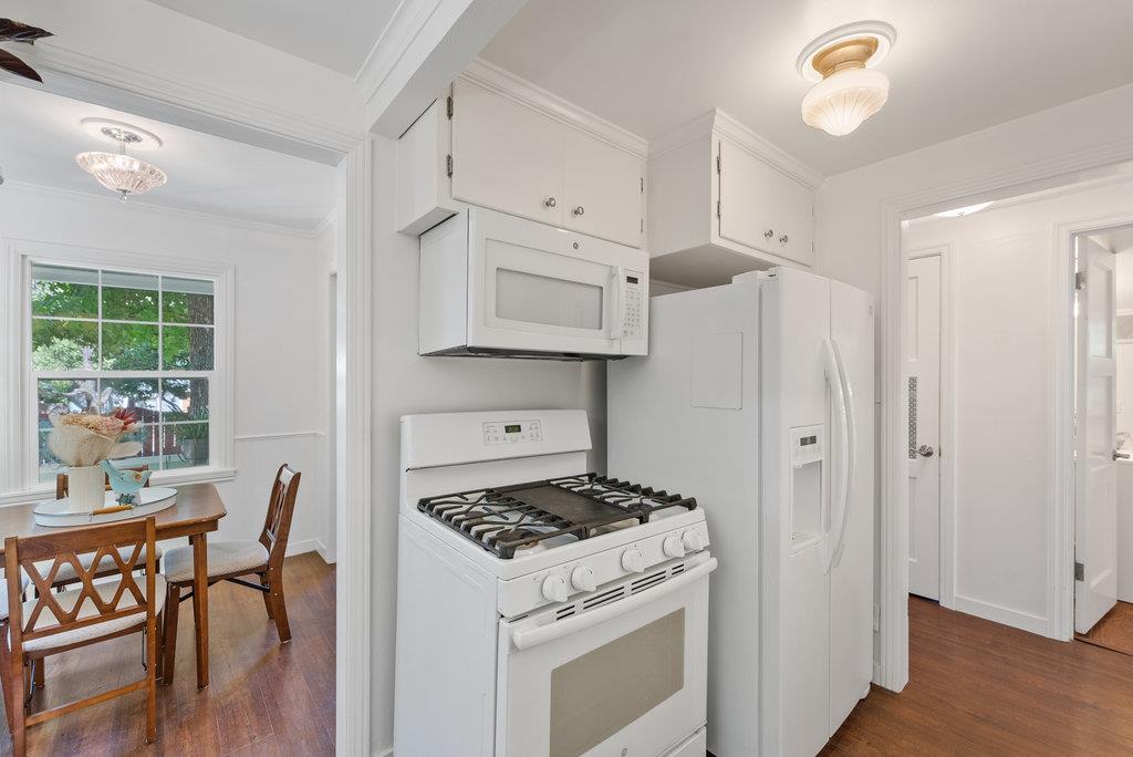 Detail Gallery Image 12 of 33 For 8494 Glen Arbor Rd, Ben Lomond,  CA 95005 - 2 Beds | 1 Baths