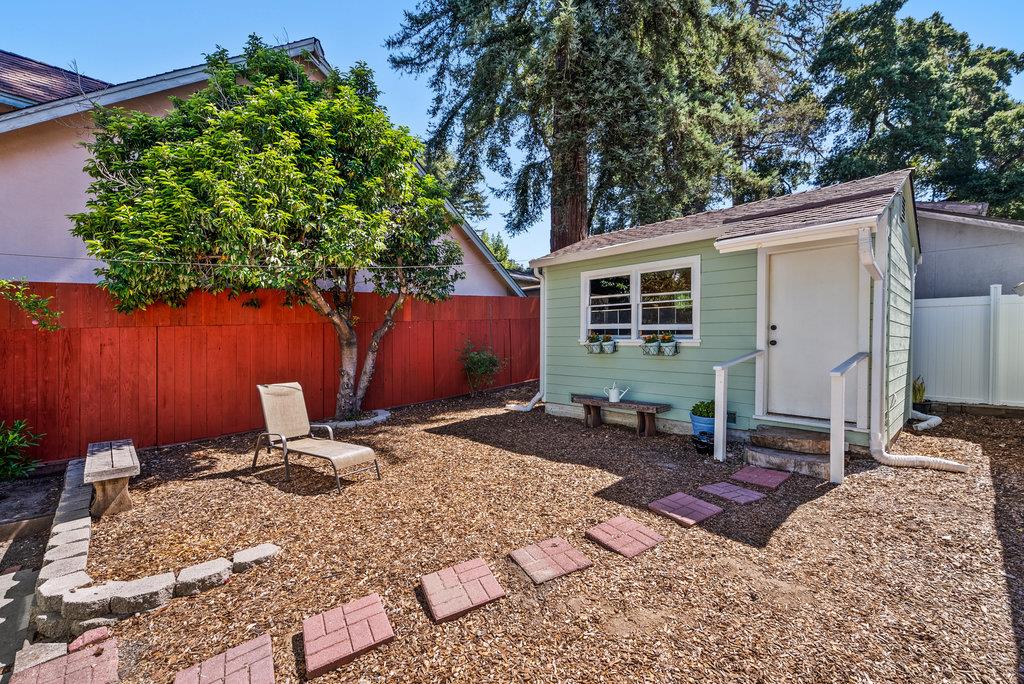 Detail Gallery Image 20 of 33 For 8494 Glen Arbor Rd, Ben Lomond,  CA 95005 - 2 Beds | 1 Baths