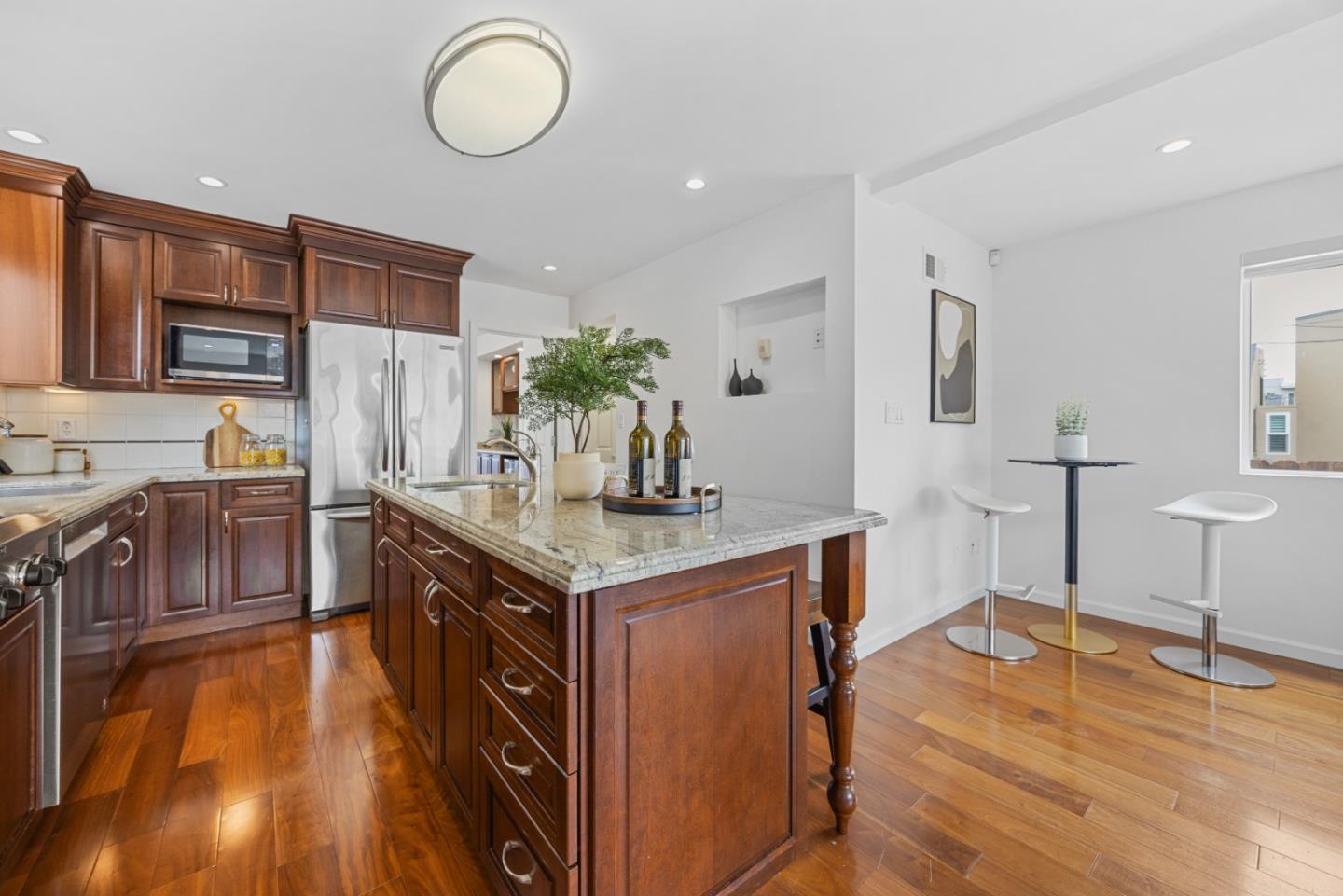 Detail Gallery Image 20 of 53 For 383 Glenwood Ave, Daly City,  CA 94015 - 4 Beds | 2/1 Baths