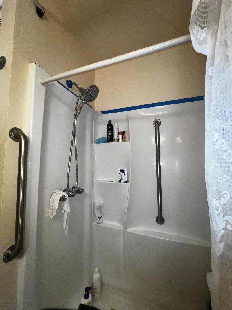 Detail Gallery Image 10 of 21 For 674 Plaza Ave, Sacramento,  CA 95815 - 2 Beds | 1 Baths