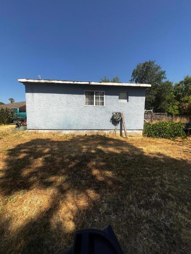 Detail Gallery Image 14 of 21 For 674 Plaza Ave, Sacramento,  CA 95815 - 2 Beds | 1 Baths