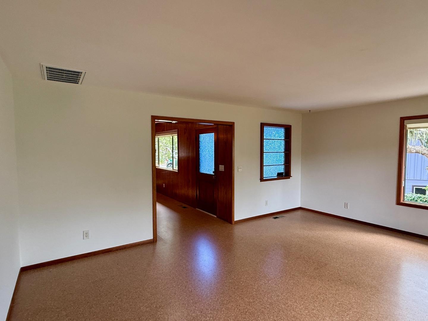 Detail Gallery Image 5 of 22 For 20 Arbolado, La Selva Beach,  CA 95076 - 2 Beds | 1/1 Baths