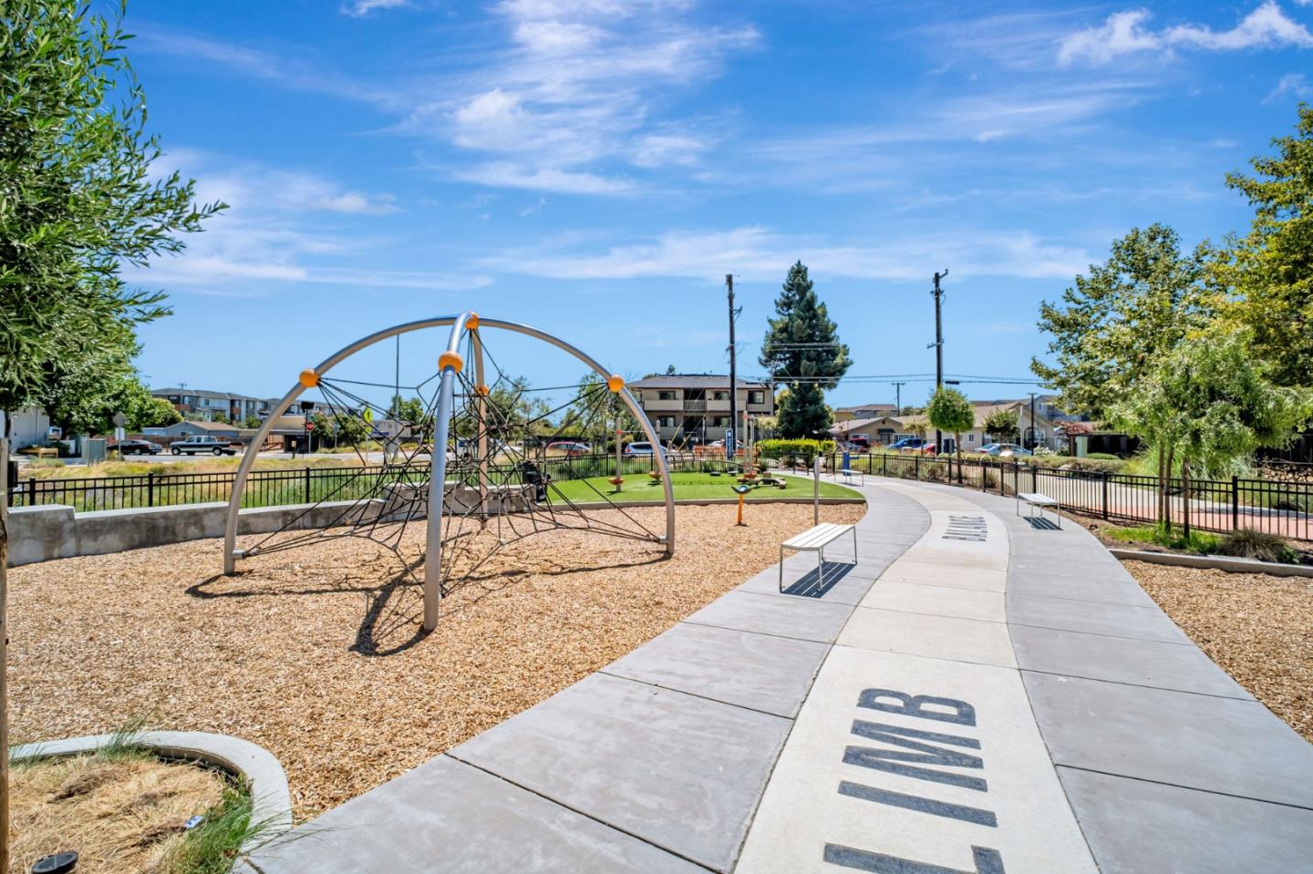 Detail Gallery Image 31 of 31 For 29464 Urbia Way, Hayward,  CA 94544 - 2 Beds | 2 Baths