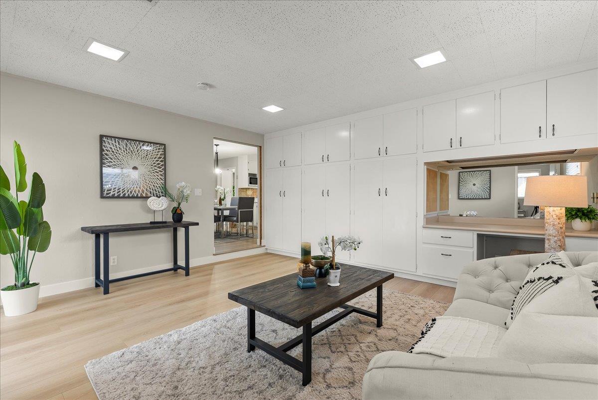 Detail Gallery Image 16 of 35 For 897 Loyalton Dr, Campbell,  CA 95008 - 3 Beds | 2 Baths