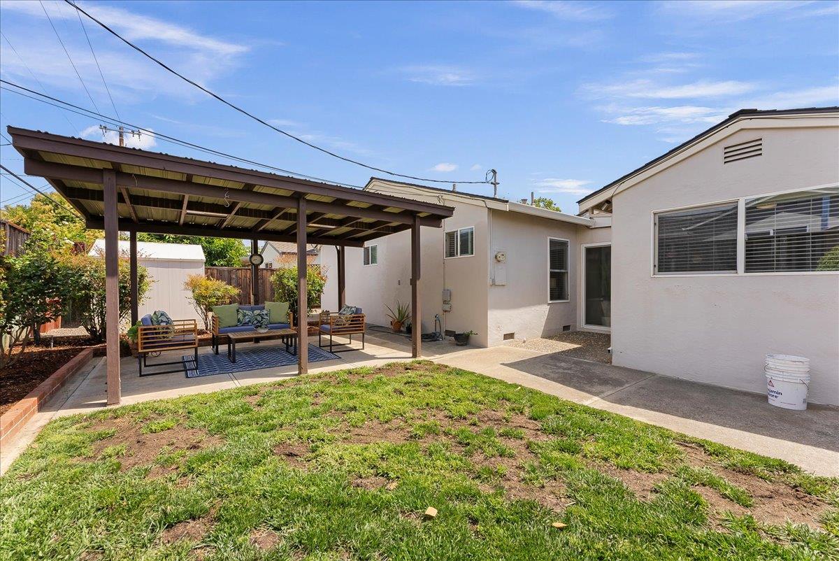 Detail Gallery Image 35 of 35 For 897 Loyalton Dr, Campbell,  CA 95008 - 3 Beds | 2 Baths