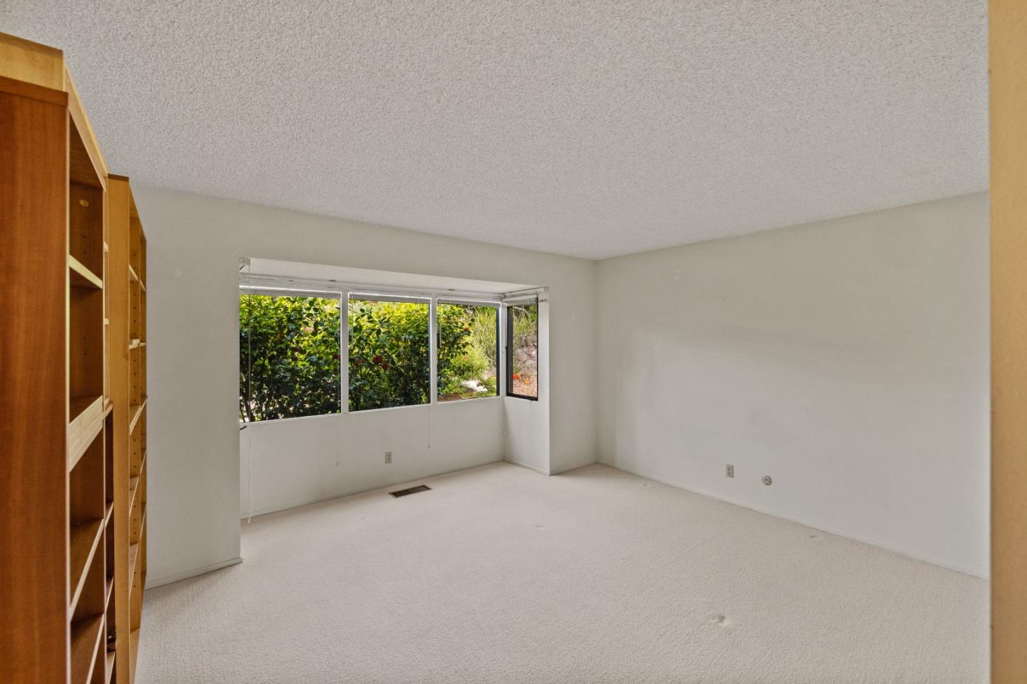 Detail Gallery Image 16 of 36 For 254 Del Mesa, Carmel,  CA 93923 - 2 Beds | 2 Baths