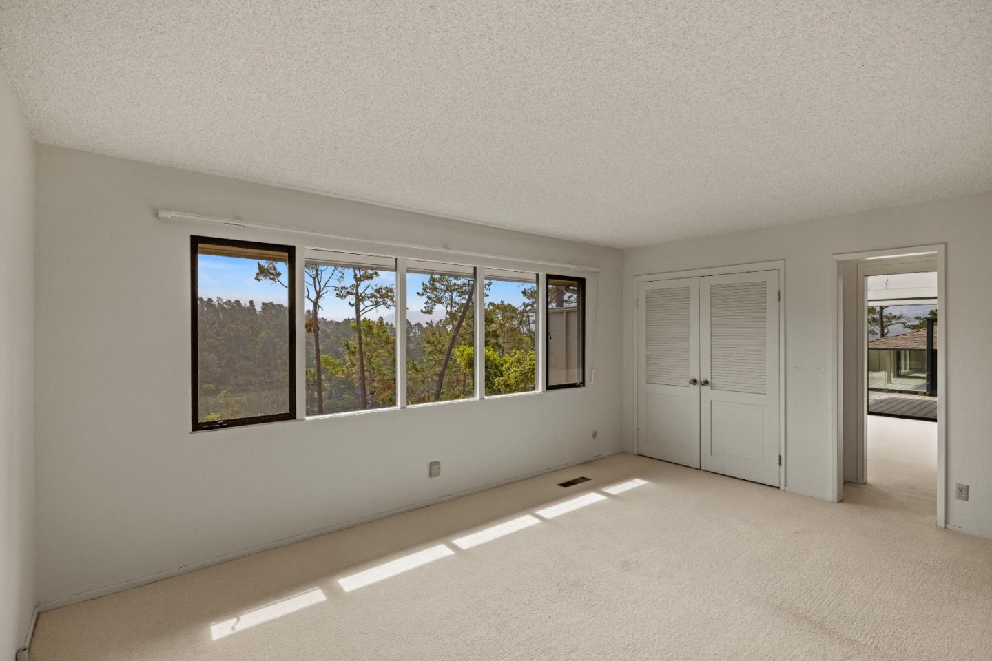 Detail Gallery Image 22 of 36 For 254 Del Mesa, Carmel,  CA 93923 - 2 Beds | 2 Baths