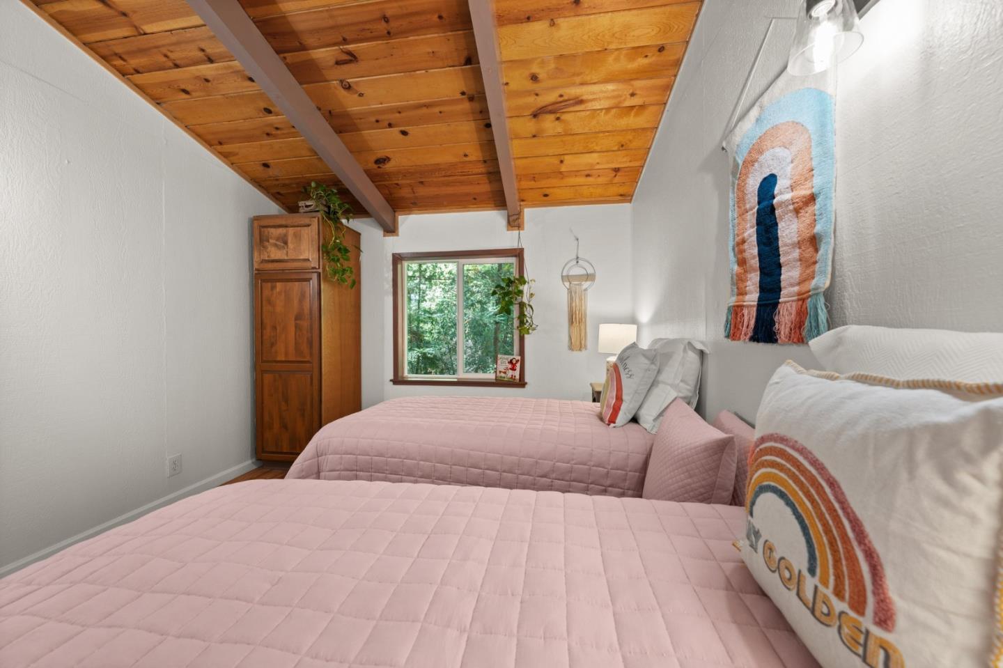 Detail Gallery Image 31 of 46 For 1666 Creek Dr, Felton,  CA 95018 - 4 Beds | 2/1 Baths